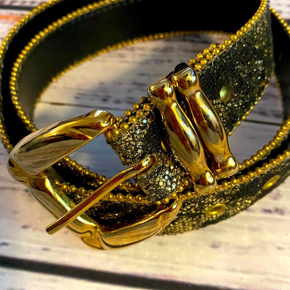 A. Brod Gold Glitter Belt EUC 31” to 35”